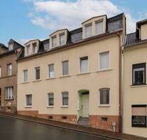 MFH mit 5 Einheiten und Wertsteigerungspotenzial in zentraler Lage zur flexiblen Nutzung - Nossen