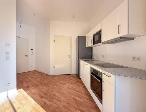 Wohnbereich - 1 Zimmer Etagenwohnung zur Miete in Berlin