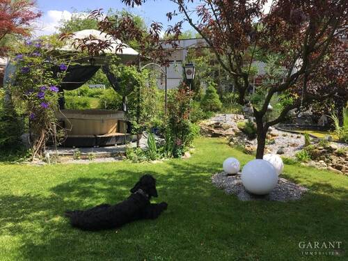 Garten - 6 Zimmer Einfamilienhaus zum Kaufen in Göppingen