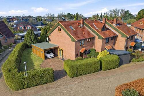 Luftansicht - Vier Ebenen und 193 m² Wohn-Nutzfläche - Raumwunder für Familien!