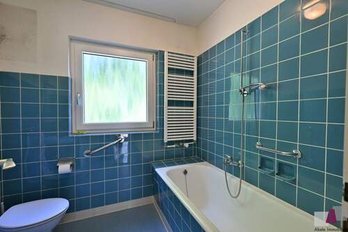 Badezimmer - 5 Zimmer Bungalow in Lörrach / Salzert