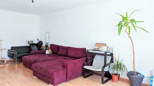 Wohnbereich - 2 Zimmer Etagenwohnung zum Kaufen in Hannover