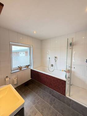 Badezimmer Erdgeschoss - 
