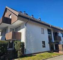 *PROVISIONSFREI* ca. 77 m² große 2-Zi.-DG-ETW mit Balkon und Stellplatz - Bischofsgrün