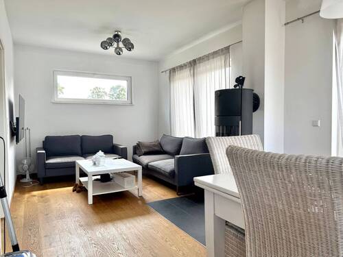 Wohnzimmer - Einfamilienhaus mit 126,00 m&sup2; in Wunstorf zum Kaufen