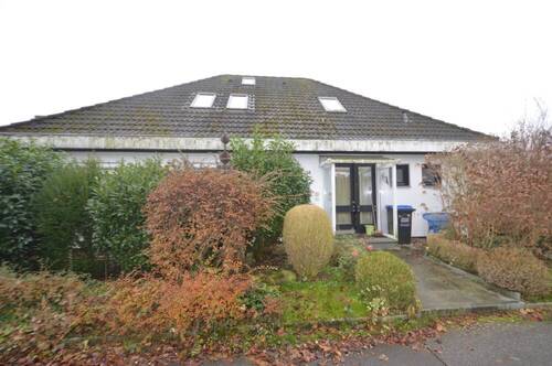 Straßenansicht - 6 Zimmer Einfamilienhaus zur Miete in Grünendeich