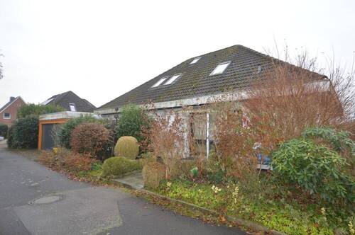 Straßenansicht - 6 Zimmer Einfamilienhaus in Grünendeich