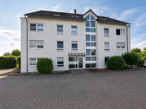 Frontansicht - Vermietete Eigentumswohnung mit Terrasse und Gartenanteil in Haßlinghausen