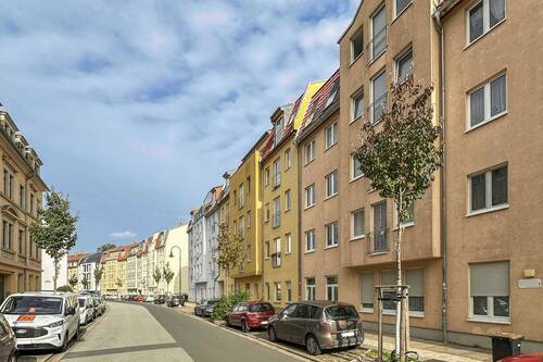 Straßenansicht - 