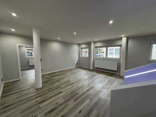 WohnzimmerKüche - Etagenwohnung mit 122,70 m&sup2; in Nürnberg zum Kaufen