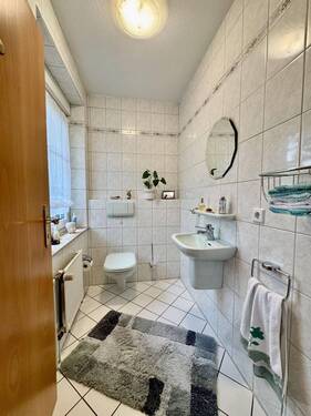 Gäste-WC im Erdgeschoss - 