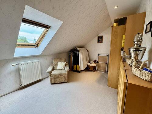 kleines Zimmer im Dachgeschoss - 