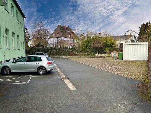 Hofraum mit Garage - 