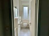 Gäste-WC Wohnung OG - 