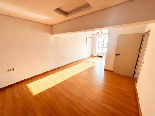 2. Zimmer Wohnung/Büro - 