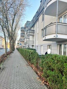 .. mit Balkon ! - Gemütliche 2 Zimmerwohnung mit Balkon in ruhiger Lage von Meißen !
