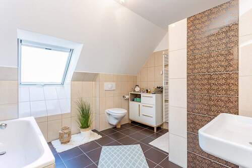 Badezimmer im DG - 