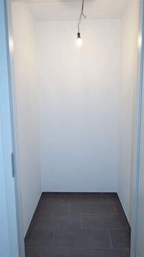 Abstellkammer - 
