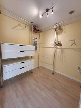 Ankleidezimmer Elternzimmer OG - 