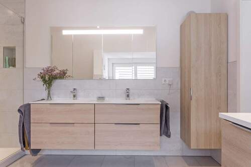 Doppelwaschbecken.jpg - 