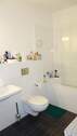 Modernes Bad mit Wanne - 