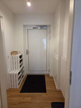 Flur.jpg - 2 Zimmer Etagenwohnung zur Miete in Nürnberg