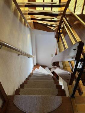 Treppe in das Kellergeschoss - 
