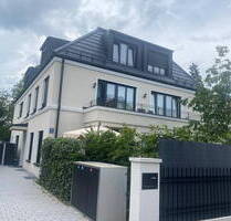 Qualität. Charakter. Stadthaus mit Designanspruch - Wohnen auf architektonischem Niveau - München Allach-Untermenzing