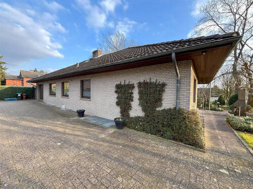 Bild3 - 7 Zimmer Einfamilienhaus in Bargstedt