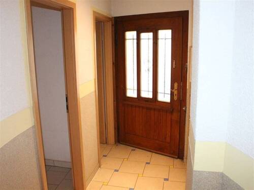 Flur EG - Mehrfamilienhaus, Wohnhaus mit 152,20 m&sup2; in Gößnitz zum Kaufen