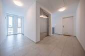 Wohnungszugang mit Fahrstuhl - 