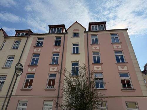 Hausansicht - 3 Zimmer Etagenwohnung zum Kaufen in Rostock