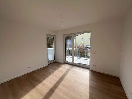 Bild 3 - 4 Zimmer Etagenwohnung in Eppstein