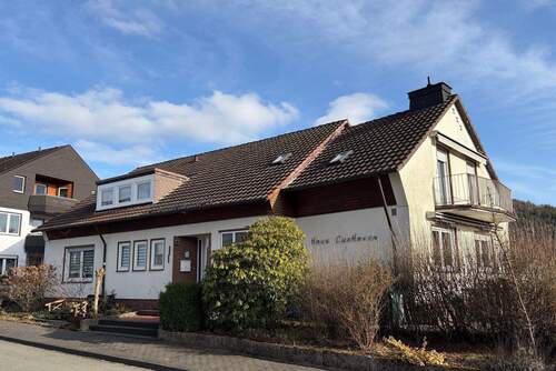 Straßenansicht - 1 Zimmer Einfamilienhaus in Bad Berleburg
