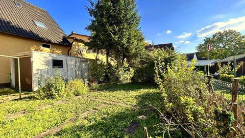 Gartenansicht 1 - 4 Zimmer Doppelhaushälfte in Mössingen