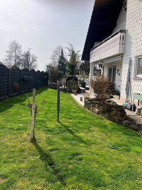 Südöstlicher Aussenbereich - 5 Zimmer Etagenwohnung in Wyhl am Kaiserstuhl