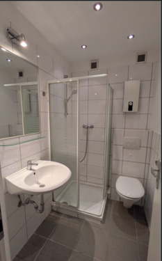 Bad.png - 2 Zimmer Etagenwohnung zur Miete in Essen