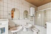 Badezimmer Erdgeschoss - 