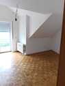 Bereich Wohnzimmer rechts v. Balkontür - 