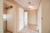 Flur (2) - 