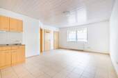 Zimmer (Bild 1) - *** 1-Zimmer-Apartment *** IDEAL FÜR BERUFSPENDLER!