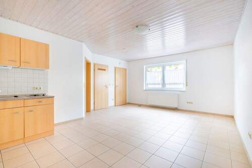 Zimmer (Bild 1) - *** 1-Zimmer-Apartment *** IDEAL FÜR BERUFSPENDLER!