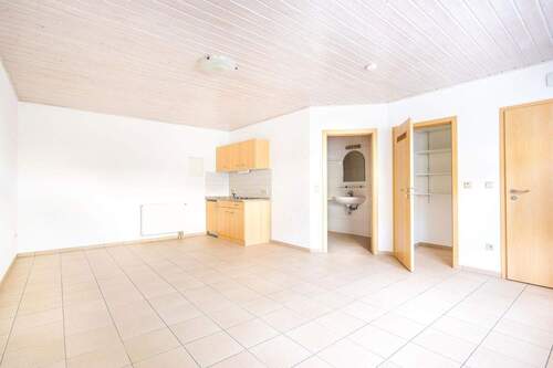 Zimmer (Bild 2) - 1 Zimmer Etagenwohnung zur Miete in Grolsheim