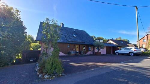 Außenansicht - 1 Zimmer Mehrfamilienhaus, Wohnhaus zum Kaufen in Nümbrecht