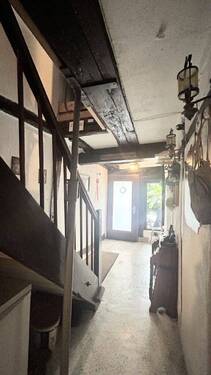 Flur EG - Doppelhaushälfte mit 214,30 m&sup2; in Ofterdingen zum Kaufen