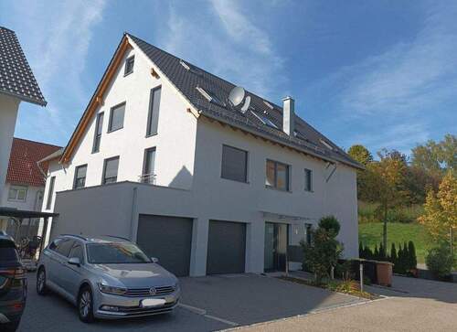 Gebäudeansicht Nord - Hochwertige 4-Zimmer-Wohnung mit Einbauküche und Balkon - Heilbronn-Biberach