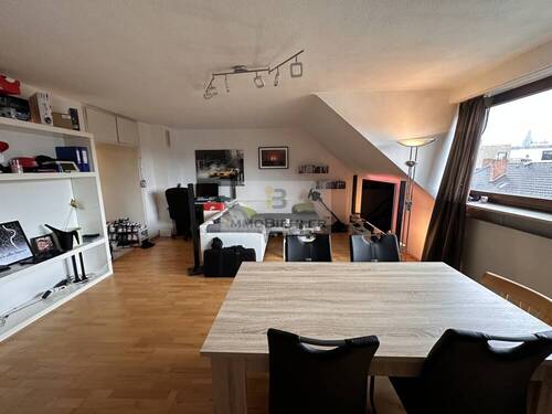 Wohnbereich - Begehrtes DG im Agnesviertel - ab Neujahr frei zur Selbstnutzung!