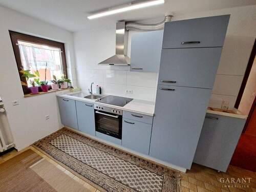 Küchenzeile - Doppelhaushälfte mit 102,00 m&sup2; in Wolfschlugen zum Kaufen