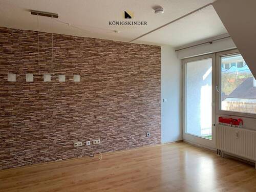Zimmer 1 - Etagenwohnung mit 95,00 m&sup2; in Reichenbach an der Fils zum Kaufen