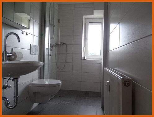 Beispielfoto - Badezimmer - 2 Zimmer Etagenwohnung zur Miete in Zwiesel